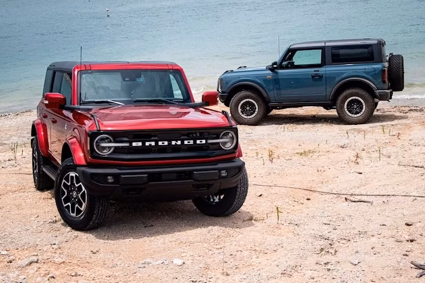 gap loi co cau lai ford khuyen cao khach hang khong lai xe bronco wildtrak 2023 va bronco raptor 2022 hinh 1