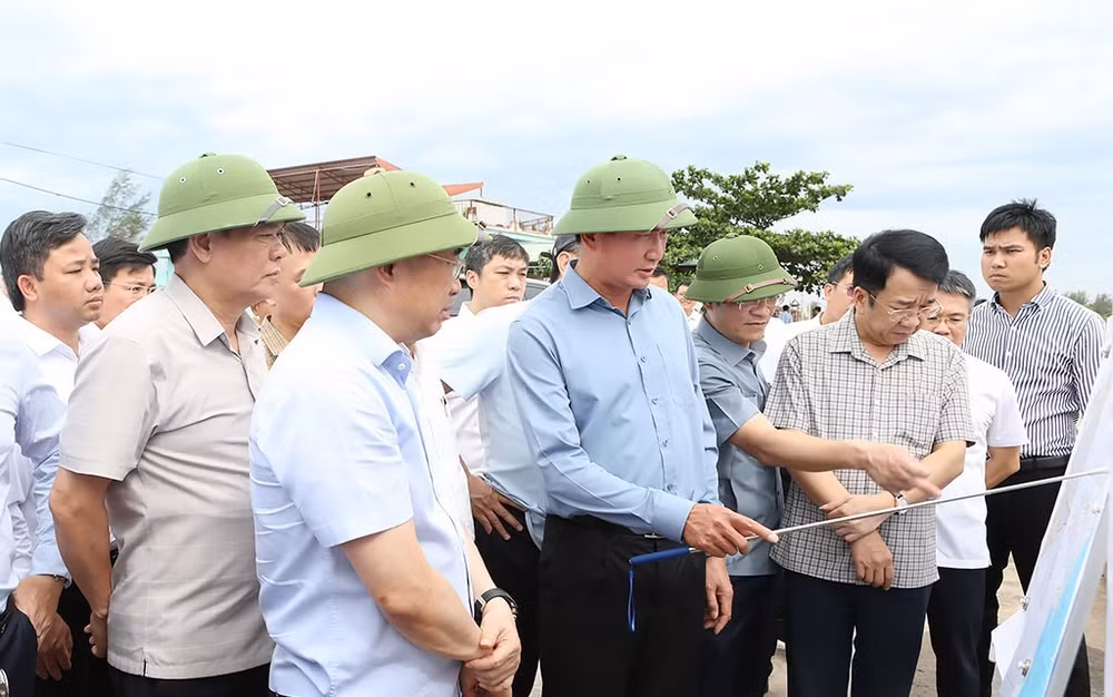 ninh.jpg