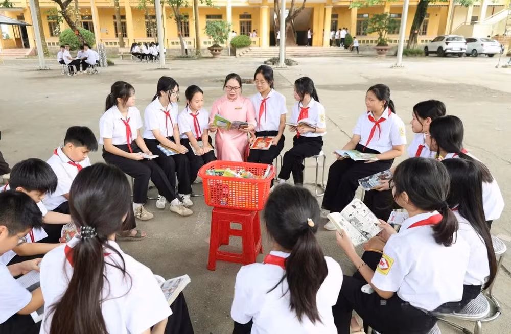 tuyen.jpg