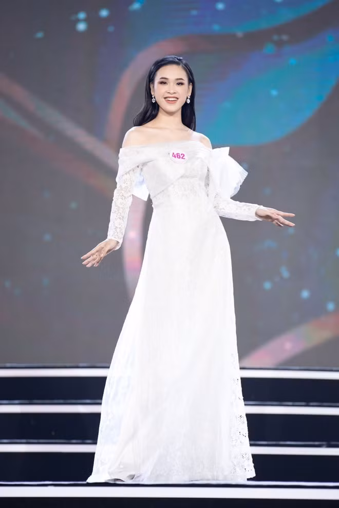hoa hau - thao vi