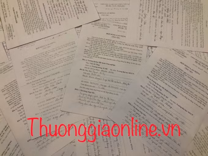 Những bản hợp đồng được ông Trần Bá Tăng ký vượt thẩm quyền cho người lao động