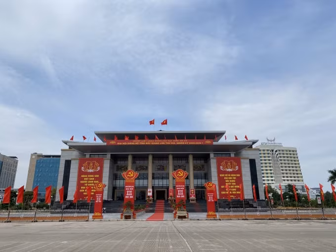 Trung tâm Hội nghị tỉnh Bắc Giang - nơi diễn ra Đại hội Đảng bộ tỉnh lần thứ XIX, nhiệm kỳ 2020 - 2025, Ảnh: Hoàng Dương