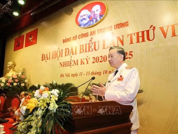 Đại tướng Tô Lâm, Ủy viên Bộ Chính trị, Bí thư Đảng ủy Công an Trung ương, Bộ trưởng Bộ Công an phát biểu bế mạc Đại hội. Ảnh: TTXVN