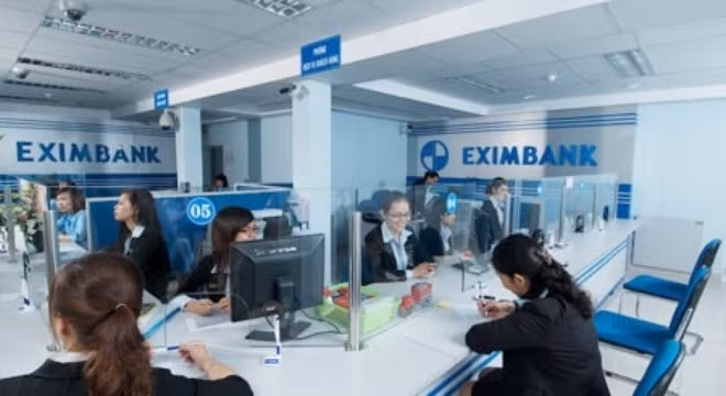 Cần nhanh chóng hóa giải những tác động vô hình hiện nay đối với Eximbank (Ảnh TL)