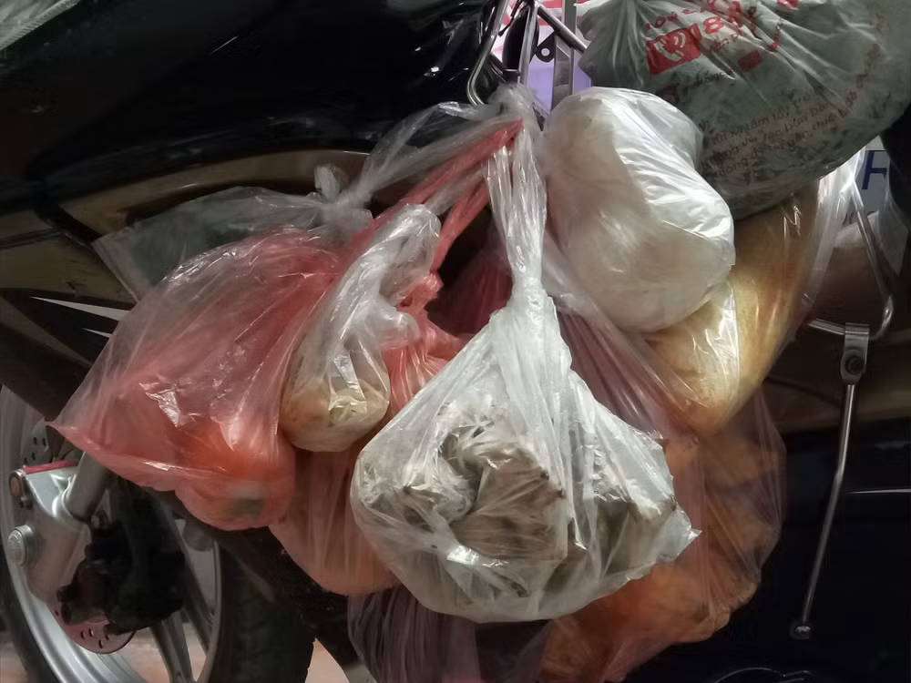 Cận cảnh một chiếc xe của người đi chợ tại Mỹ Đình, Nam Từ Liêm, Hà Nội (Ảnh Lương Minh)