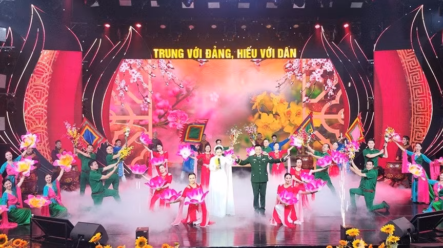 khoi day va boi dap niem tin niem tu hao cua can bo chien si va nhan dan doi voi dang nha nuoc quan doi hinh 2