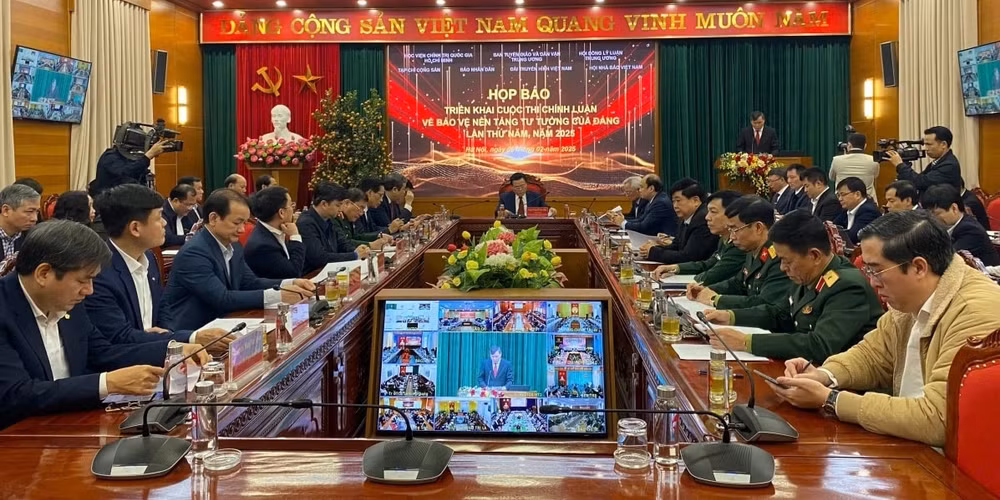 cac tac pham du thi can ket hop nhuan nhuyen giua ly luan va thuc tien giua xay va chong hinh 2