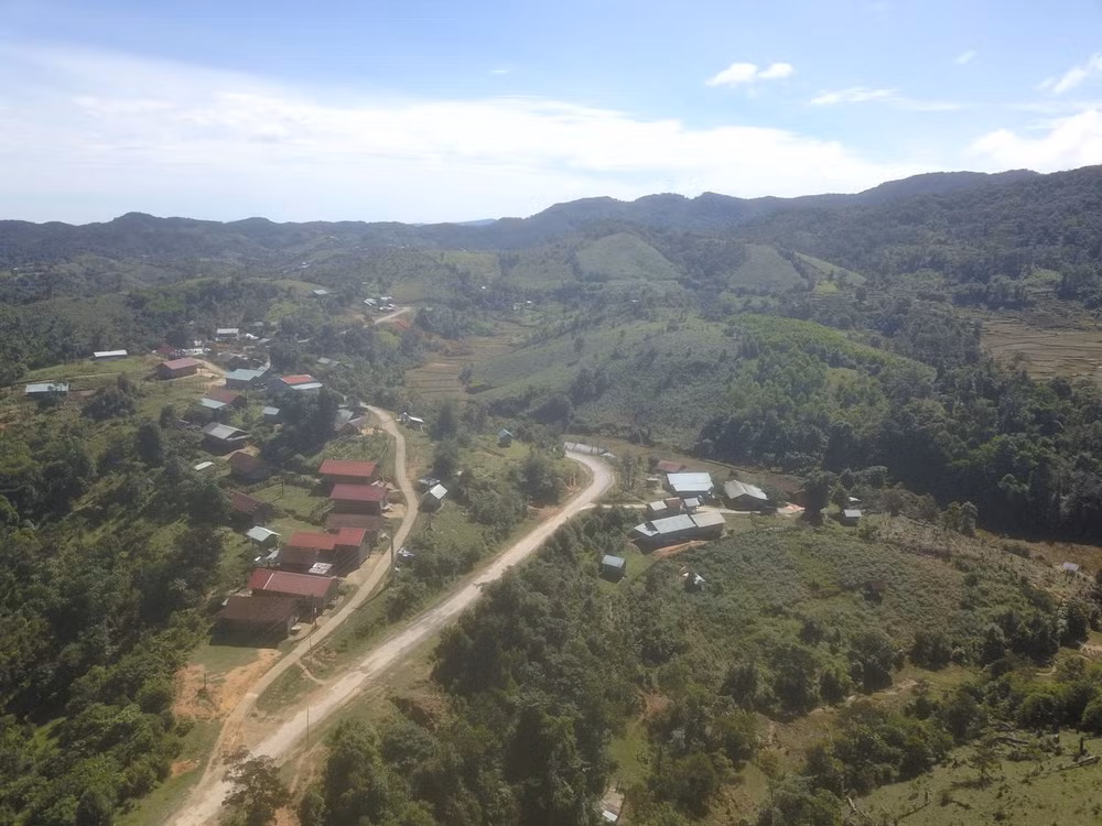 kon tum dong dat manh 37 do gay rung lac tai huyen kon plong hinh 1