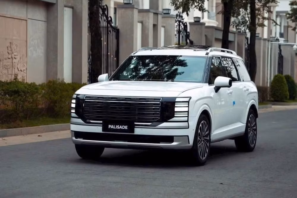 Ngoại thất Hyundai Palisade 2026 thay đổi đáng kể so với thế hệ hiện hành đang bánn tại Việt Nam - Ảnh: MXH