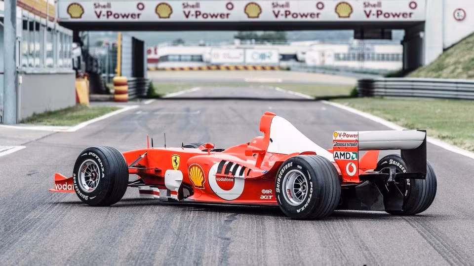 xe dua f1 cua huyen thoai michael schumacher co gia gan 94 trieu usd hinh 2