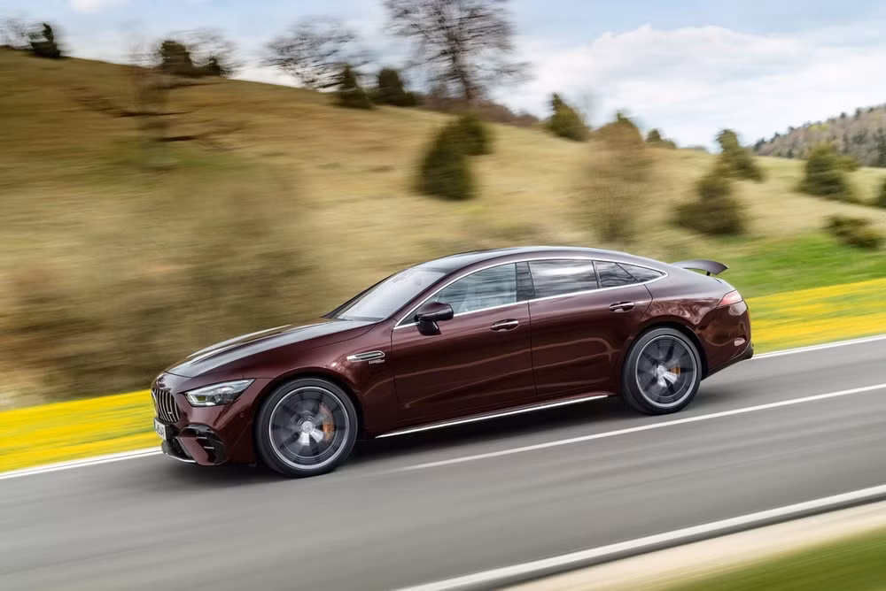 Mercedes-AMG GT 2022 phiên bản 4 cửa. Ảnh: Carscoops