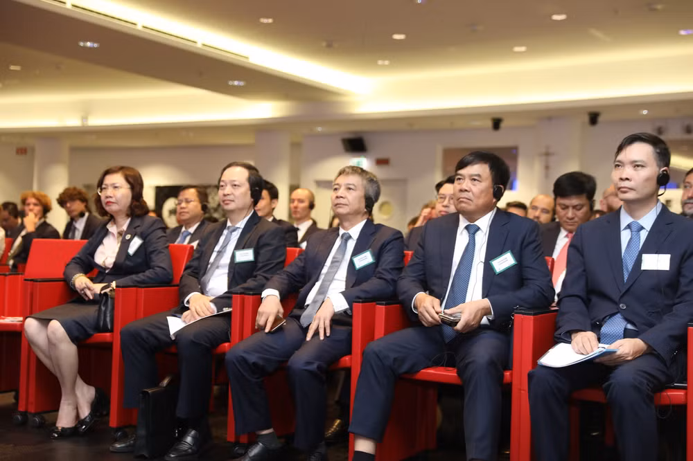 Lãnh đạo các đơn vị thuộc BTC dự Diễn đàn