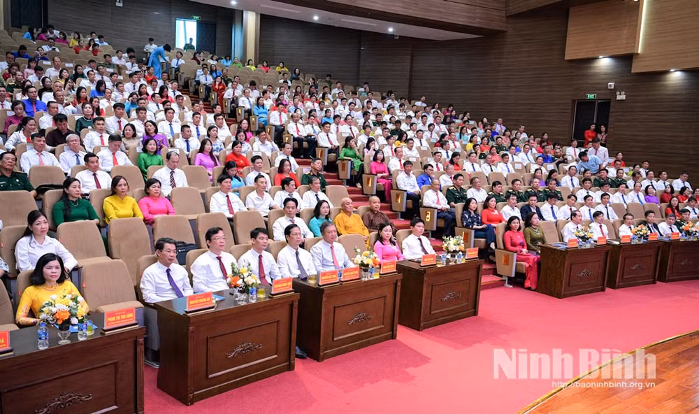 NINH BÌNH
