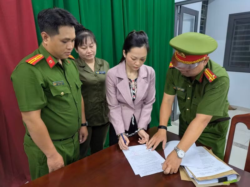 anh_2_nha_khoa_tuyet_chinh-1757549158163.jpg