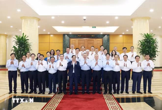 tong-bi-thu-to-lam-chu-tri-buoi-lam-viec-voi-ban-thuong-vu-dang-uy-chinh-phu-8266959-8.jpg