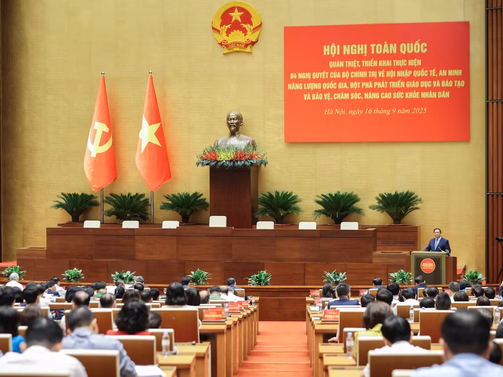 Thủ tướng: Khai thông điểm nghẽn, tạo đột phá phát triển, hiện đại hóa, chấn hưng nền giáo dục nước nhà- Ảnh 3.