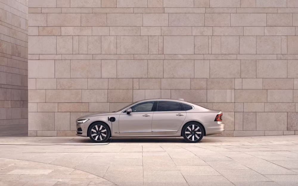 volvo s90 recharge sap trinh lang thi truong viet nam hinh 1