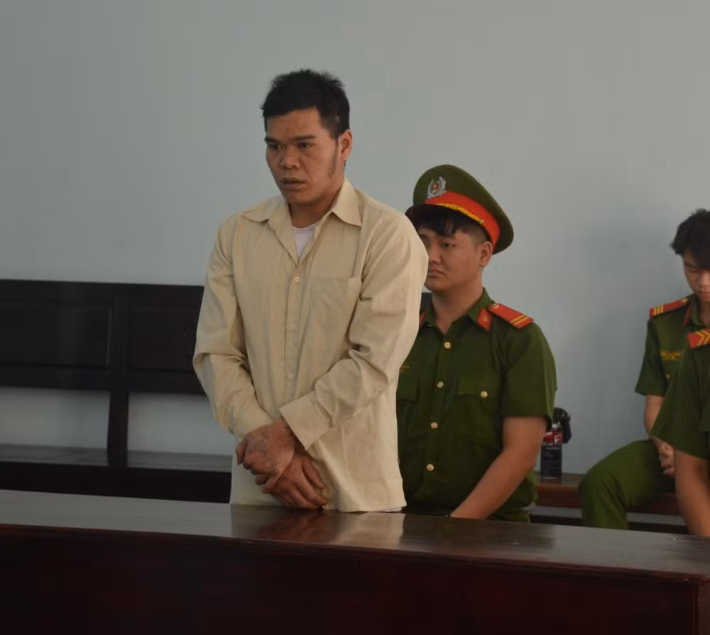 gia lai buc tuc vi con quay khoc cha ruot dung gay danh con tu vong hinh 1