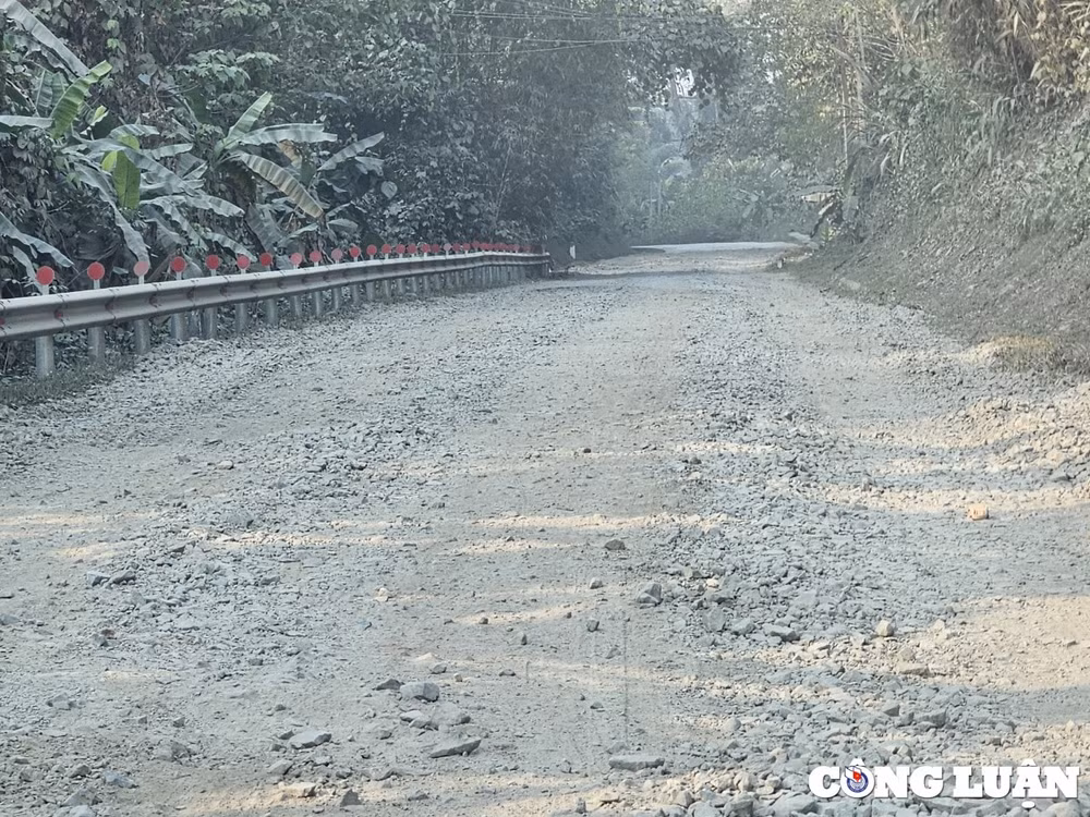 quang nam quoc lo 14d len cua khau quoc te nat nhu tuong hinh 4