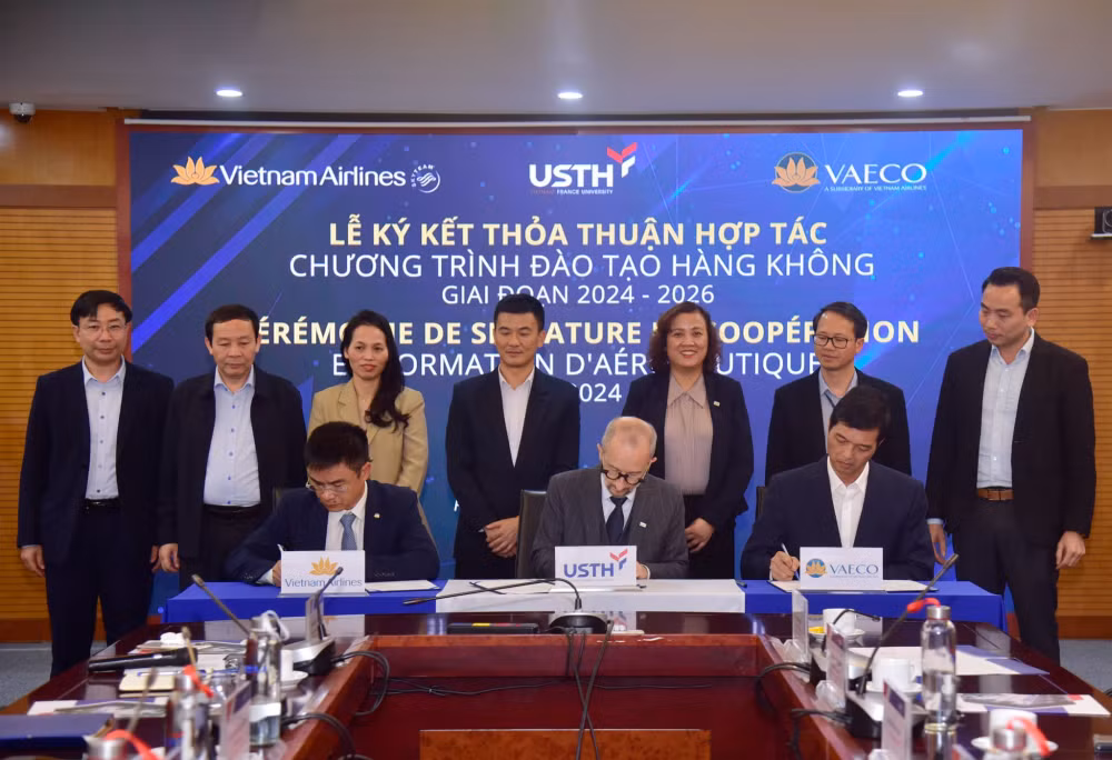 vietnam airlines ky thoa thuan hop tac chuong trinh dao tao ky thuat hang khong hinh 1