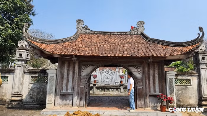dinh tien hoang vi hoang de dau tien cua viet nam sau 1000 nam bac thuoc hinh 4