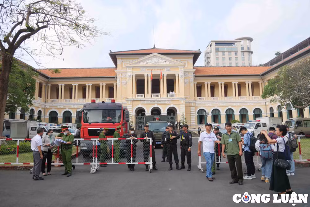 hang tram canh sat siet chat an ninh phien xu ba truong my lan cung 85 dong pham hinh 7