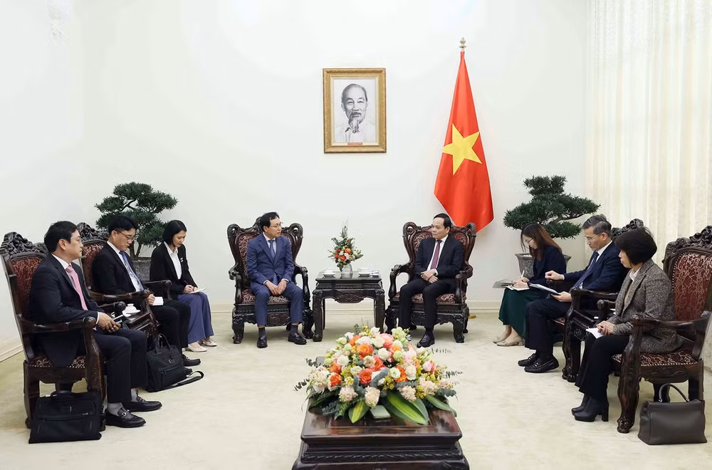 samsung se tiep tuc dau tu them 1 ty usd moi nam tai viet nam hinh 2