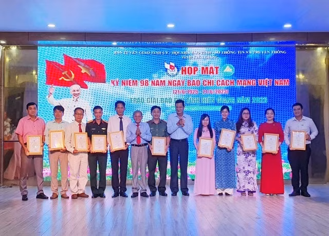 hoi nha bao tinh kien giang nhan tac pham du giai bao chi tran bach dang nam 2024 hinh 1