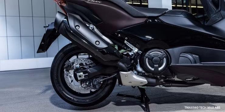 trinh lang yamaha tmax560 2024 xe ga co lon gia ngang o to hinh 6