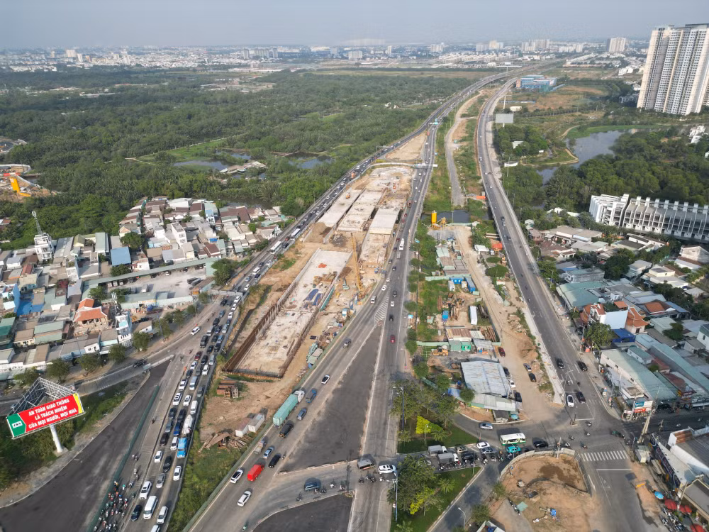 thanh pho ho chi minh thao go diem nghen ha tang de thuc day lien ket vung hinh 1