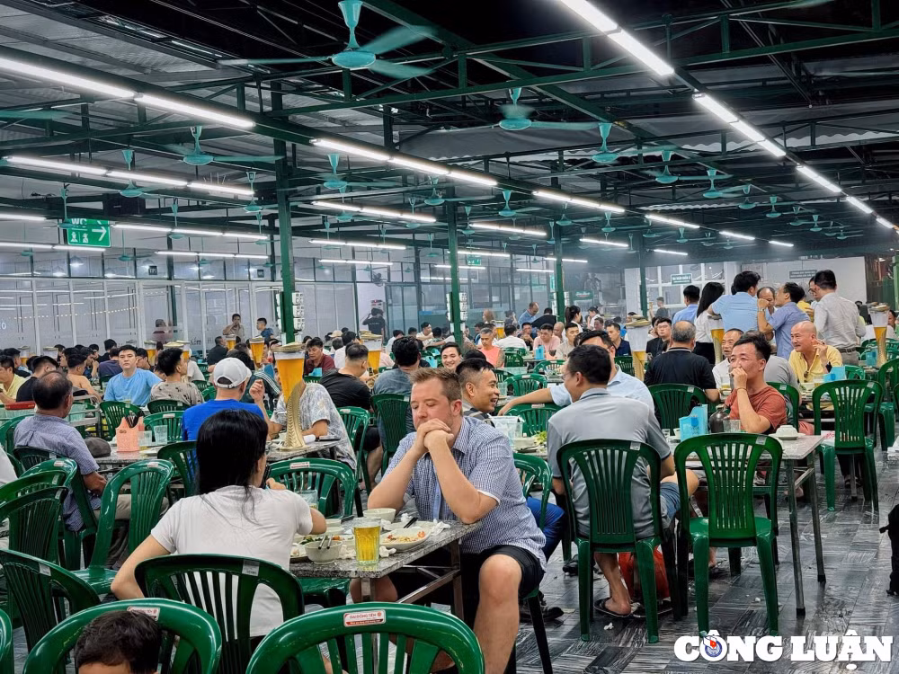 ha noi nha hang quan nhau vo tran dip nghi le 30 4 1 5 hinh 3