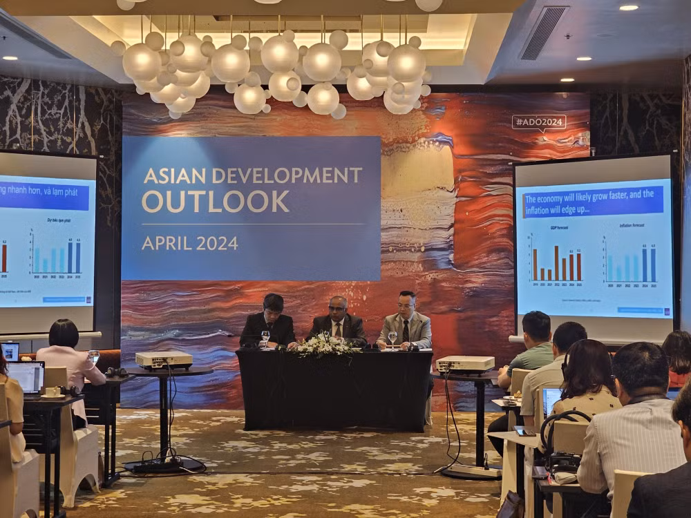 adb viet nam co the tro thanh nen kinh te tang truong nhanh hang dau trong khu vuc hinh 1