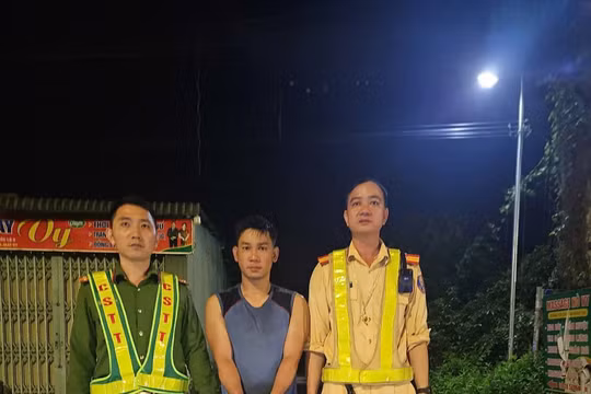 Quảng Trị bắt giữ đối tượng vận chuyển hơn 1 tạ pháo hoa nhập lậu 