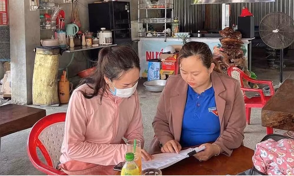 bhxh huyen son tinh kheo leo van dong doanh nghiep va nguoi dan tham gia bhxh bhyt hinh 1