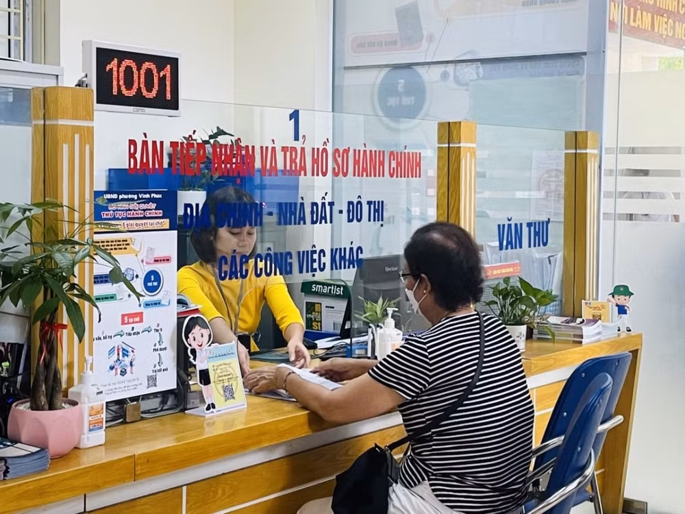 se cong khai co quan don vi gay phien ha trong giai quyet thu tuc hanh chinh hinh 1