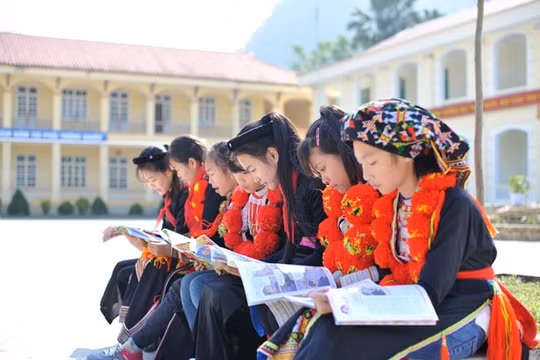 Sửa đổi quy định về đặt hàng cấp báo, tạp chí cho vùng đồng bào dân tộc thiểu số và miền núi