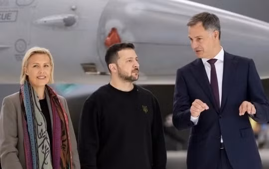 Ukraine có thể cất giữ tiêm kích F-16 ở nước ngoài để tránh bị tấn công