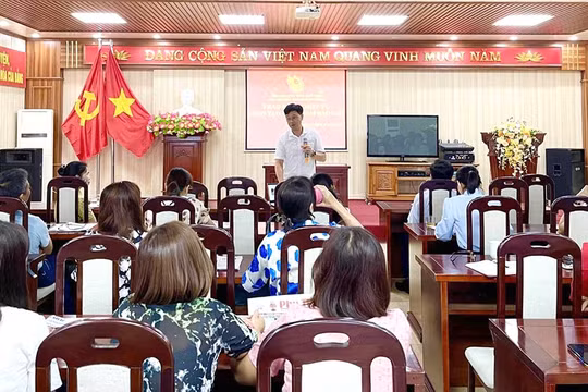 Chi hội nhà báo Báo Phú Thọ tổ chức trao đổi nghiệp vụ sáng tạo tác phẩm báo chí