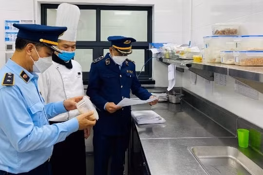 Triển khai đồng bộ công tác quản lý an toàn thực phẩm