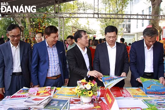 Hội báo xuân Giáp Thìn 2024 Đà Nẵng: Món ăn tinh thần không thể thiếu dịp năm mới