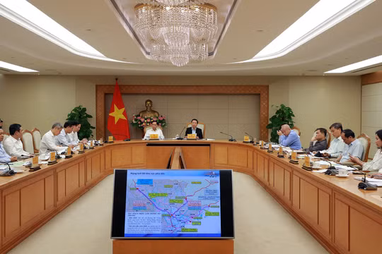 Hướng tới ngành công nghiệp đường sắt Việt Nam có thể độc lập, tự chủ