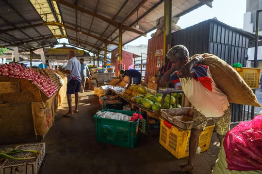 Lạm phát của Sri Lanka hạ nhiệt nhờ đồng nội tệ mạnh hơn
