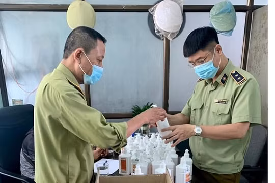 Hà Nội: Tránh chồng chéo trong đấu tranh chống buôn lậu