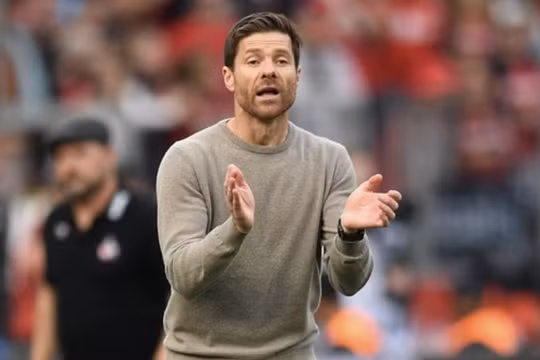 Xabi Alonso quá đắt đỏ