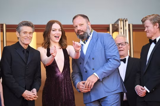 Phim 'Kinds of Kindness' gây sốc tại Liên hoan phim Cannes 2024