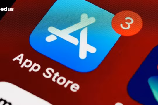 Nhiều ứng dụng 'tín dụng đen' bị chặn khỏi App Store
