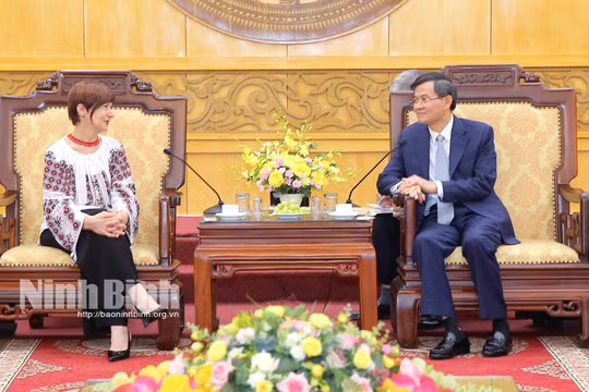 Chủ tịch Đại hội đồng UNESCO thăm và làm việc tai Ninh Bình