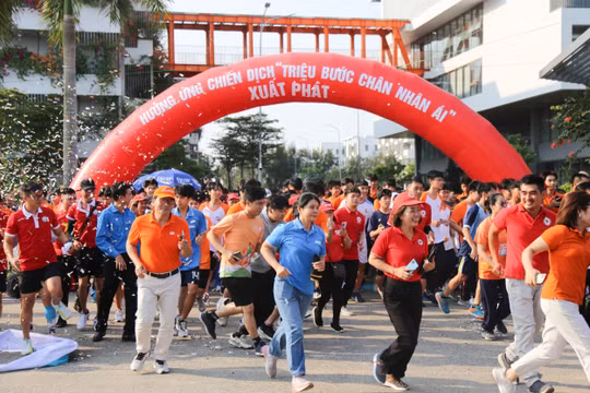 Đà Nẵng: Hơn 1000 người cùng chạy gây quỹ vì cộng đồng