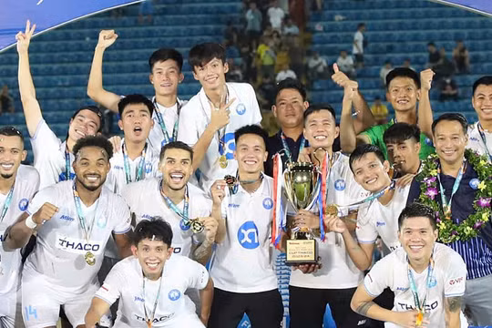 Thép Xanh Nam Định giành Siêu cúp bóng đá Quốc gia - Cúp THACO 2023/2024