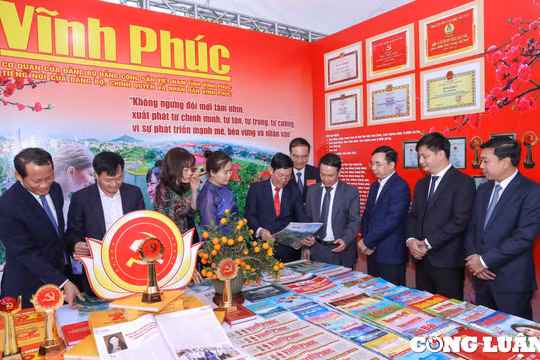 Hội Báo Xuân Vĩnh Phúc: Nơi tôn vinh sự phát triển báo chí, chia sẻ hoạt động nghề nghiệp